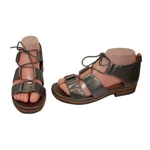 Gentle Souls Fina Lace-Up Metallic Pewter Leather Gladiator Sandals Size 5.5 M
